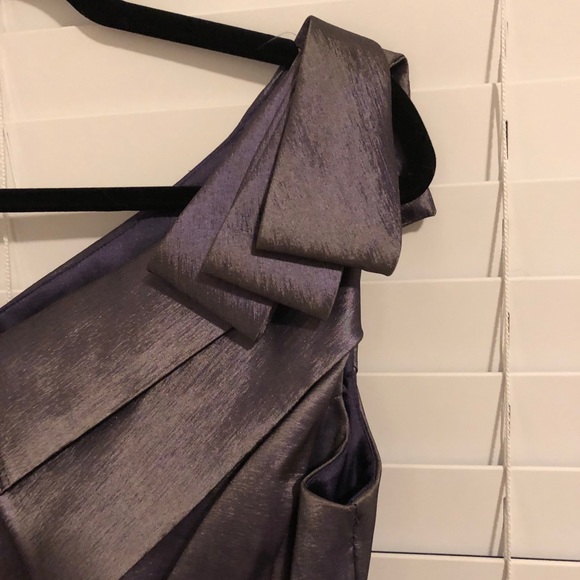 JESSICA MCCLINTOCK// one shoulder ruffle dress - Picture 3 of 4